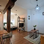 Magaza Pensión 3*